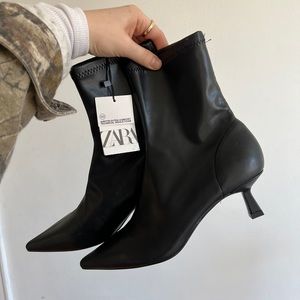 Brand new zara black kitten heel boots